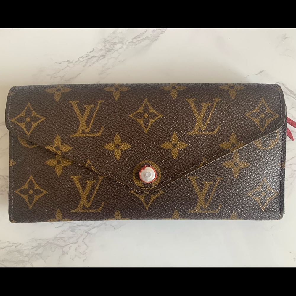 Louis Vuitton wallet authentic